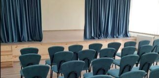 მე-8 საჯარო სკოლას ახალი სააქტო დარბაზი აქვს