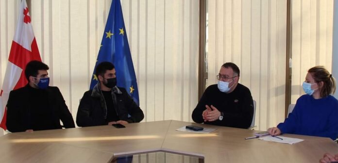 Screenshot_20210209-185941_Facebook