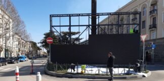 კოსტავას გამზირზე ახალი ეკრანი მონტაჟდება