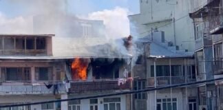 თბილისში საცხოვრებელი ბინა იწვის