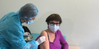 ლანა ღოღობერიძე Pfizer-ით აიცრა