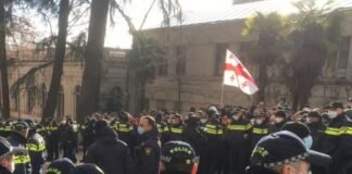 შსს: პარლამენტთან პიკეტირების აქციაზე 7 პირი დააკავეს