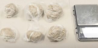 პოლიციამ ნახევარ კგ-მდე ჰეროინი ამოიღო