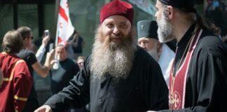 „სწავლა ხომ ფული ღირს, რაში იხდით?!“ – მთავარეპისკოპოსი ახალგაზრდებს