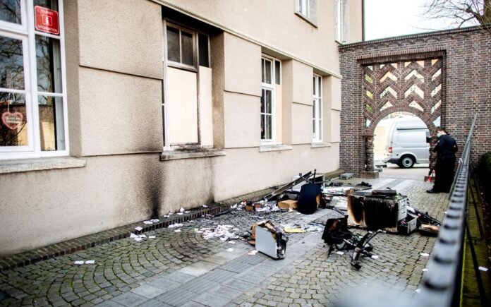 Anger over virus measures prompts arson attack in Delmenhorst