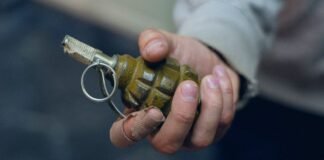 თავდამსხმელი ამტკიცებდა, რომ ხელყუმბარა ჰქონდა – ყაჩაღობის მცდელობა “ნიკორას” ფილიალზე