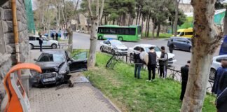 ავტოსაგზაო შემთხვევა კოსტავას გამზირზე