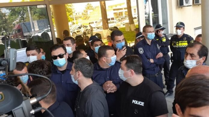 179162845_1350443248668895_8090858605121797163_n