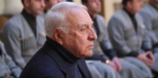 ანზორ ერქომაიშვილს მთაწმინდაზე დაკრძალავენ