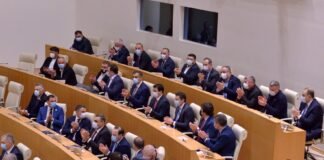 გოგი მეშველიანი კახა კუჭავას პარლამენტის თავმჯდომარედ არჩევას ეხმაურება