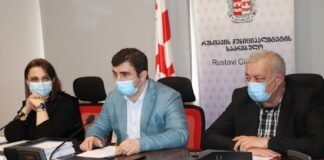 რუსთავის საკრებულოში თავმჯდომარის თანამდებობიდან გადაყენებაზე მსჯელობენ