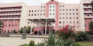 აცრის შემდგომ “VIP სერვისი” პაციენტებმა მოითხოვეს – ღუდუშაურის კლინიკა