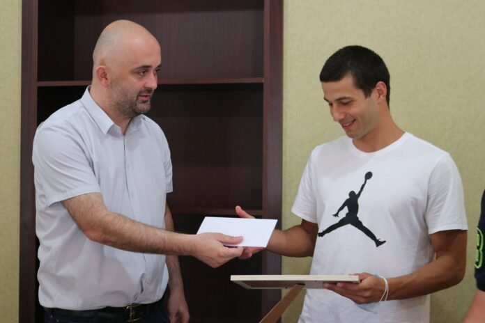 203063703_1889291907887676_6114870870082492865_n