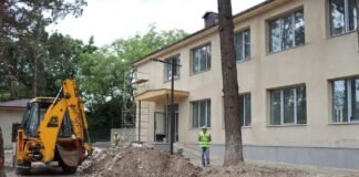 სოფელ ქვეშის საჯარო სკოლას კაპიტალური რეაბილიტაცია უტარდება