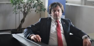 კობახიძე: გაცხადდა, რომ გახარია არ არის არც “ოცნების” პროექტი, არც ივანიშვილის