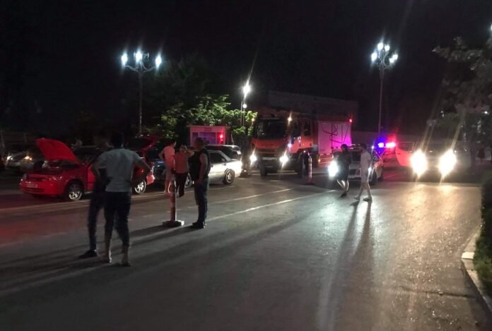 A7283906-33E7-472A-88C7-14081458638E