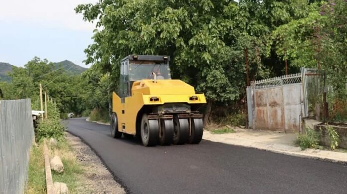 asphaltis-saphari_w_h