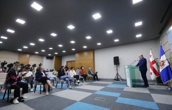 დარახველიძის ბრიფინგი