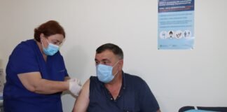 ბოლნისის მერის წარმომადგენლები ადმინისტრაციულ ერთეულებში ვაქცინით აიცრნენ