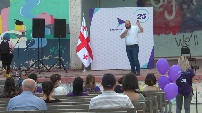 241777713_806656716680635_2961936185198648586_n