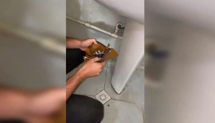 1633529274-45-1024x584