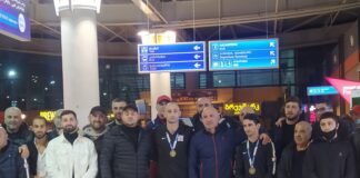 რუსთაველი მოკრივე ლაშა გურული საქართველოში დაბრუნდა