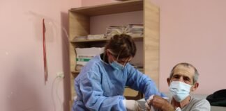 მობილურმა ამცრელმა ჯგუფმა სოფელ ბოლნისის მოსახლეობა კოვიდვაქცინით აცრა