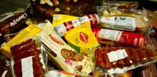 ბრალდებულები მოხმარებისთვის უვარგის პროდუქტს ყიდდნენ