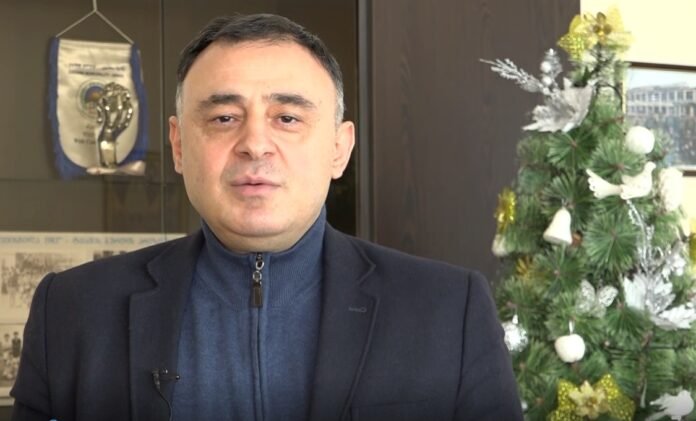 C7710498-B7AF-4017-A321-059A62A50F2F