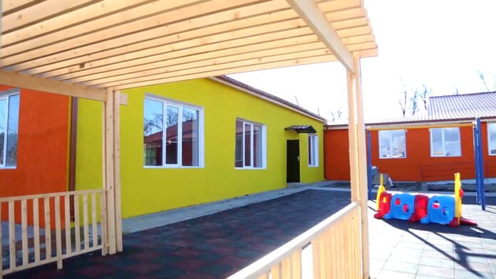 Sequence 04.00_01_20_09.Still002