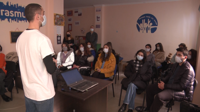 haeri.00_01_00_11.Still001