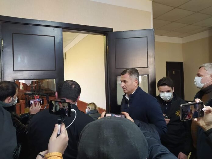 1B45D935-F903-4875-9A18-BE81CB18183C