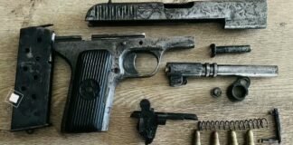 პოლიციამ თბილისსა და რეგიონებში უკანონო ცეცხლსასროლი იარაღები და საბრძოლო მასალა ამოიღო – დაკავებულია 14 პირი