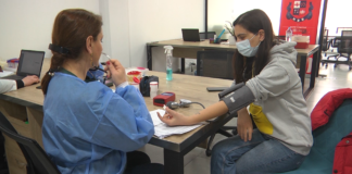 ,,გაიღე სისხლი უკრაინისთვის” – რუსთავში უკრაინელი ხალხის დასახმარებლად სისხლის დონაციის აქცია მიმდინარეობს