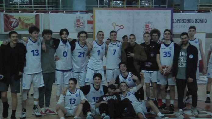 47BF5413-8751-41D6-89E7-92106FEA3C92