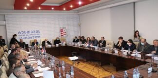 რუსთავის საკრებულოს მორიგი სხდომა გაიმართა