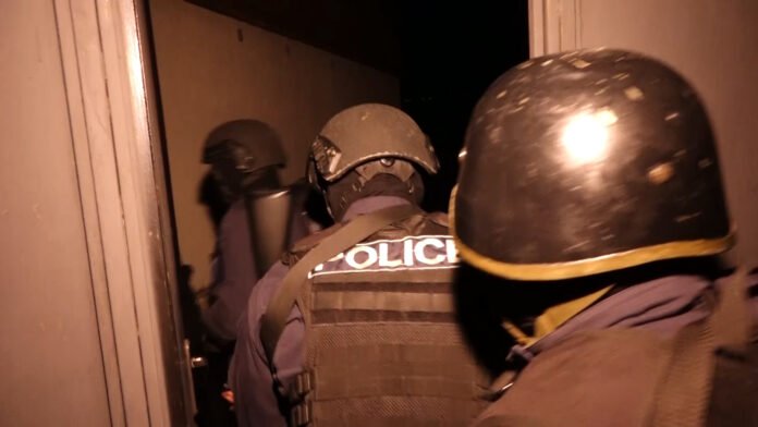 Sequence 01.00_19_19_06.Still005