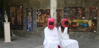 ცენტრალურ პარკში რუსთაველი მხატვრების გამოფენა მოეწყო