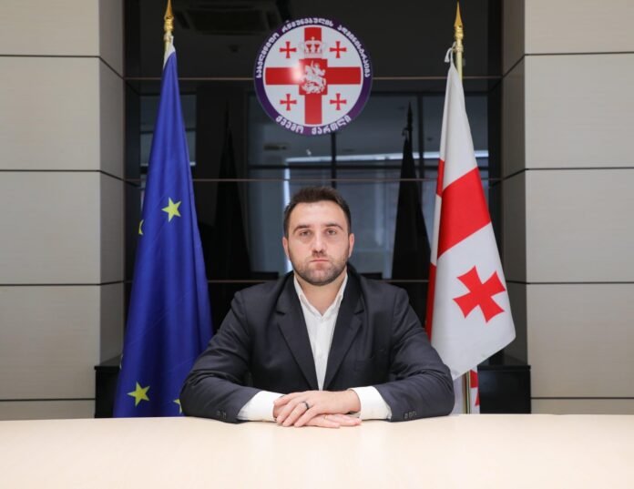 FD906E6E-DE5C-4466-8154-693CBEB53984