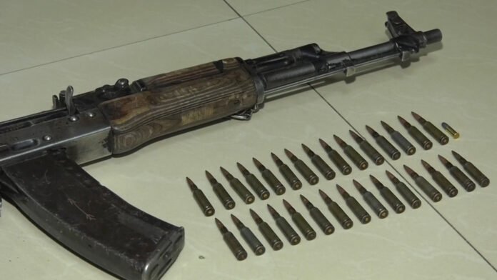 Sequence 01.00_14_43_15.Still002