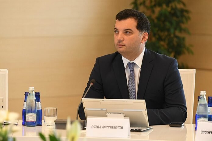 27cdddac1d4facc05cf85e68533d6cb8_XL