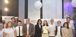 რუსთავის მერმა 150 ოქროს მედალოსანს ფულადი ჯილდო გადასცა