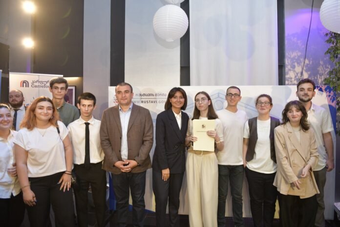 291072631_3234528740120696_2649393270434442021_n