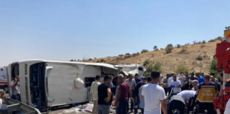 თურქეთში ავტოსაგზაოს შემთხვევას 16 პირის სიცოცხლე ემსხვერპლა