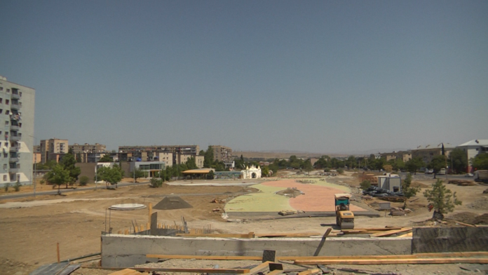 C40382F8-79E6-473D-B264-A02F4E3AFBC5