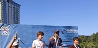 რუსთაველმა ნიჩბოსნებმა ბათუმის ღია პირველობაზე მიიღეს მონაწილეობა