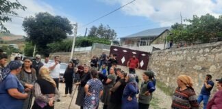 სოფელ მუშევანის მოსახლეობა საპროტესტო პეტიციის გავრცელების მიზნით შეიკრიბა