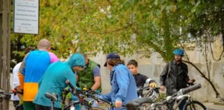 რუსთავში ველომსვლელობა “ჯინსების თაობა“ გაიმართა