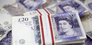 ბრიტანული ფუნტი რეკორდულ მინიმუმამდე დაეცა