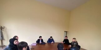 ბაჩანა ცხადაძე სტუდენტებს შეხვდა